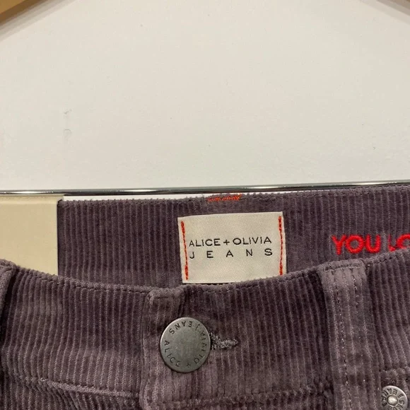 NWT Alice + Olivia 'Beautiful' High Rise Bell Charcoal Corduroy Jeans Size 29 - Picture 4 of 6